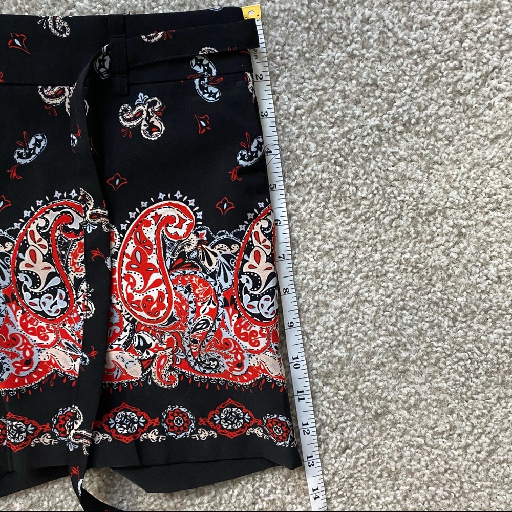 LOFT Paisley Riviera Shorts - Picture 6 of 8